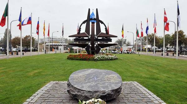 Альянс несогласных: к чему привело поспешное расширение НАТО на восток