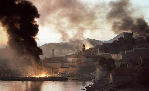 Город Дубровник во осады. 1991 год