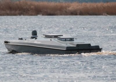 В ГУР утверждают об уничтожении российского катера в бухте Узкой. Минобороны РФ опровергает