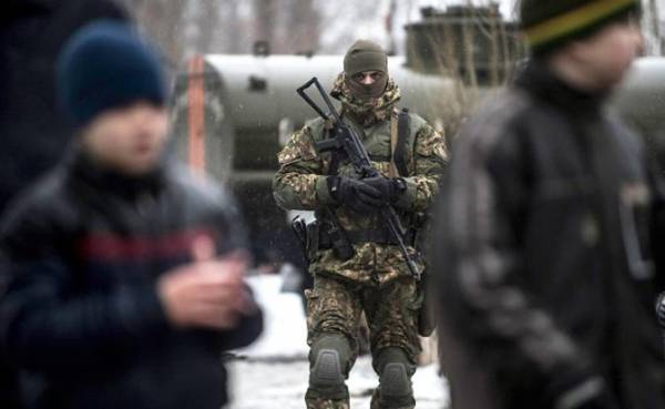 Украинские военнослужащие в Авдеевке, Донецкой области