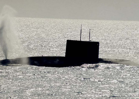 В Японском море экипажи кораблей ТОФ при поддержке противолодочной авиации успешно отработали задачи по поиску, обнаружению и уничтожению подводной лодки условного противника
