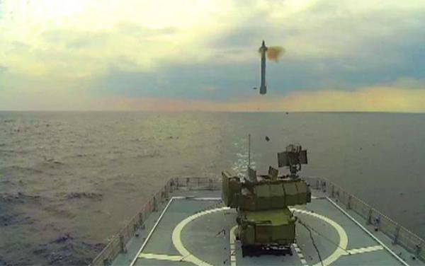 Неожиданный ход: российский флот спасут ракеты «Тора»