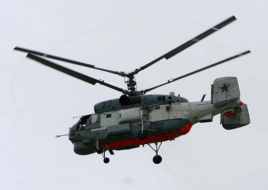 Корвет «Совершенный» впервые принял на борт вертолёт Ка-27