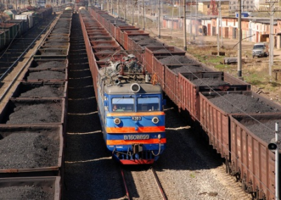 Железные дороги ЛНР проходят точку невозврата, а в угольных махинациях задействованы россияне