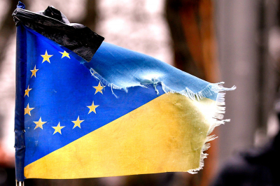 Украина на птичьих правах примкнула к санкциям ЕС из-за заключения Навального