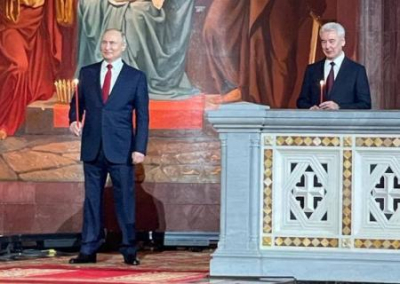 Владимир Путин принял участие в пасхальном богослужении в храме Христа Спасителя
