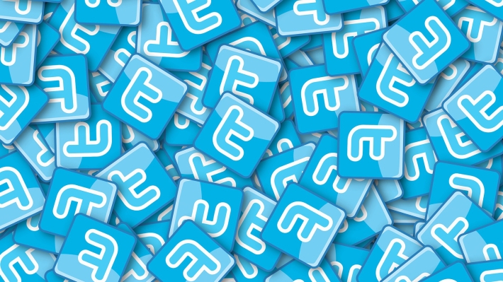 Соцсеть Twitter может заплатить 24 млн рублей за противоправный контент