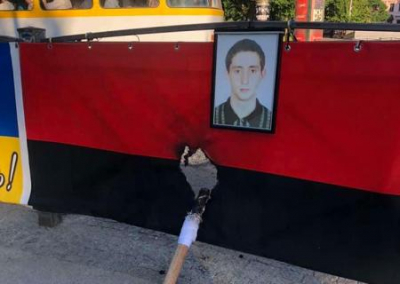 В Одессе сожгли мемориал погибшим евромайдановцам