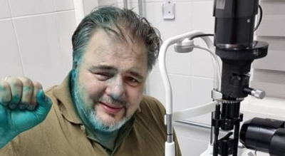 Журналист Руслан Коцаба попал в больницу после нападения радикалов, обливших его зеленкой в Ивано-Франковске