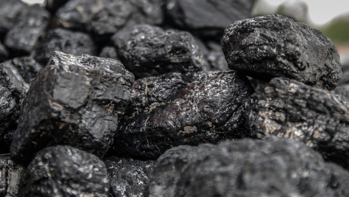 Объемы потребления угля сделали из Польши "грязную Золушку Европы"