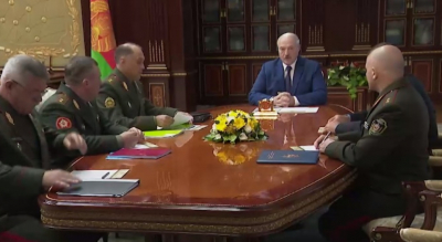 Лукашенко обсудил с силовиками «новую угрозу», исходящую от Украины
