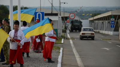 ВСУ пугают ДНР огромным флагом Украины