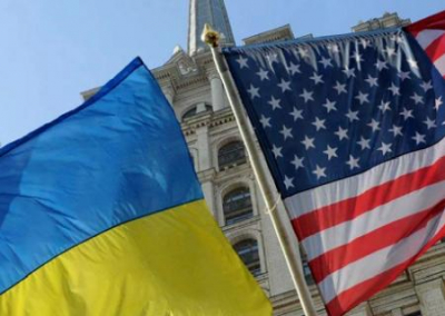 Киев ведет переговоры с Вашингтоном по вопросу участия США в переговорах по Донбассу