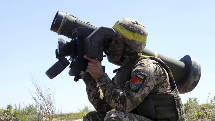 Украинцы применили в Донбассе ПТРК типа Javelin