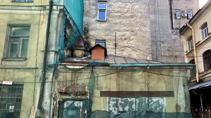 Апраксин двор указывает на главные проблемы реставрации Петербурга