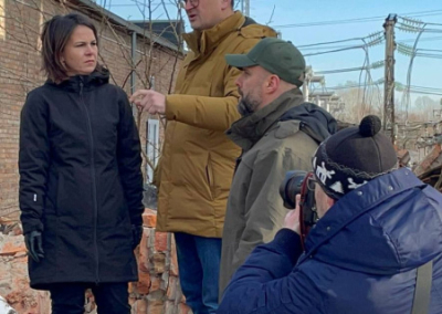 Анналена Бербок явилась в Харьков по приглашению киевского режима