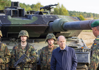 Шольц согласился отправить Киеву танки Leopard