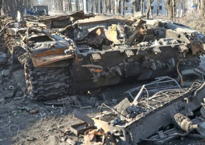 Риттер: все оружие, поставляемое украинцам, будет сожжено россиянами на поле боя