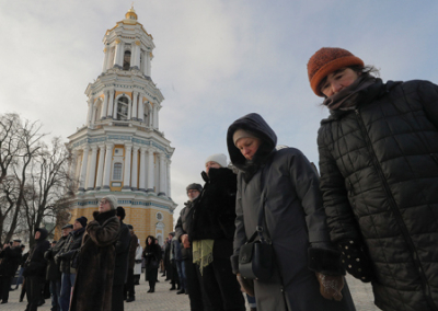 Данилов заверил, что силой священников УПЦ не будут выселять из Лавры