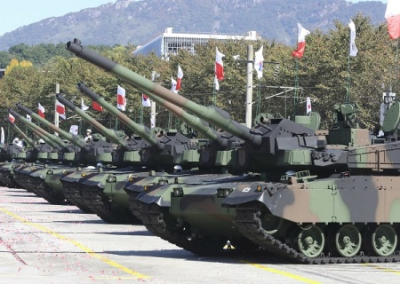 Белый дом выкручивает руки Южной Корее и требует поставок вооружения Украине. Россия обещает вооружить Пхеньян