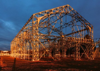 В помощь металлургии. В России увеличат использование металла при строительстве зданий