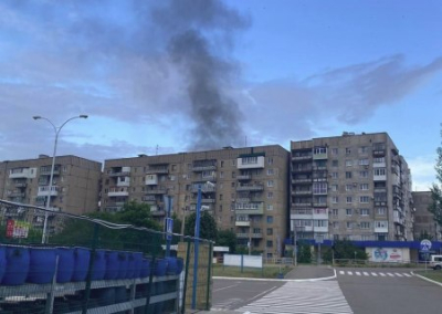 Украинские войска стреляют по Горловке, ранены дети. Под Белгородом сбит украинский БПЛА. Обзор ситуации в прифронтовых регионах России на вечер 25 мая