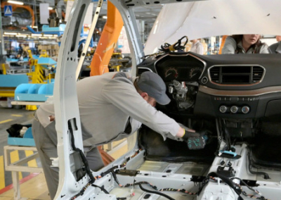 «Автоваз» хочет привлечь осуждённых для производства автомобилей