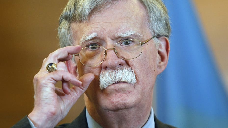 Джон Болтон невольно обнажил порочность политики США в отношении России и Китая