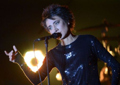 Земфира, Моргенштерн и Оксимирон не могут получить гонорары без разрешения власти