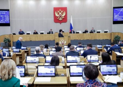 В Госдуме поддержали Минфин с инициативой уменьшения налогов для богатых россиян