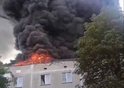 В Курчатове Курской области горят крыши многоэтажек