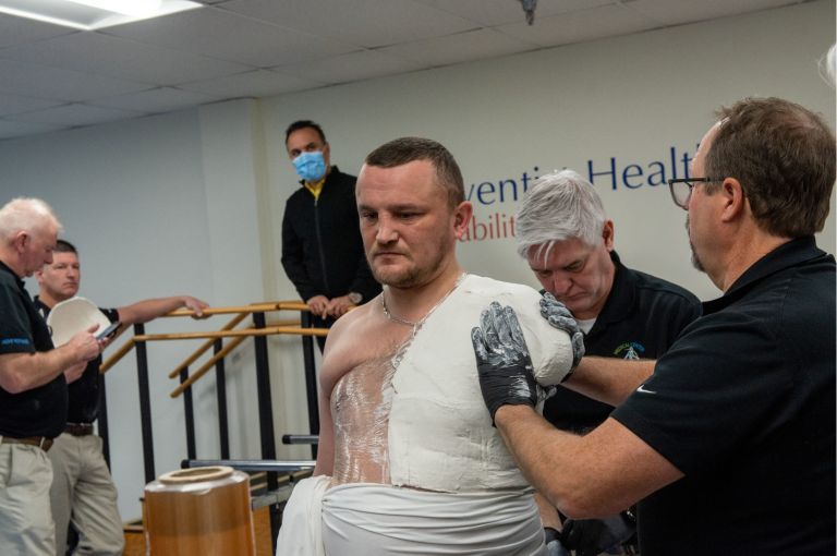 Увечия украинских солдат западные СМИ подают как знак стойкости и готовности продолжать борьбу