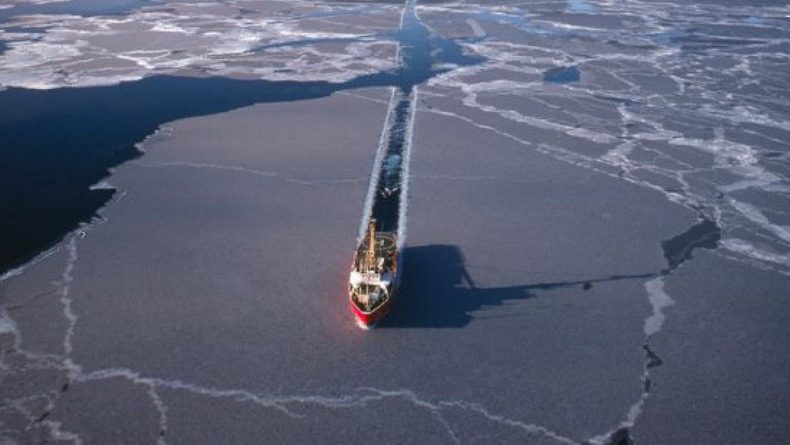 Почему Северный морской путь выгоднее логистики через Суэцкий канал