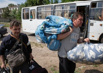 Киевский режим экстренно эвакуирует население Харьковщины на фоне продвижения ВС РФ
