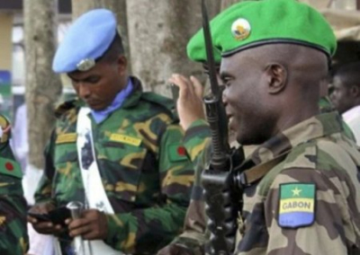 Военные в Габоне назначили президента на переходный период