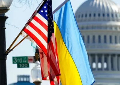 Украина не собирается просить, а будет требовать финансовой поддержки Запада