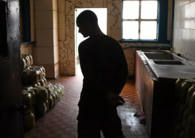 Украинский пленный о передвижении по Киеву: я боялся, чтоб кто-то бутылкой не огрел, могли подумать, что повестку несу