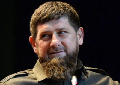 «Горжусь поступком Адама». Кадыров опубликовал видео, на котором его сын избивает задержанного в СИЗО