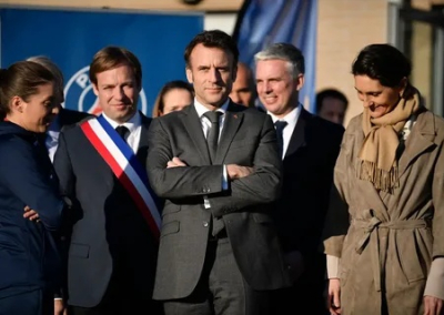 Макрон прилетит к Шольцу выяснить отношения между Францией и Германией