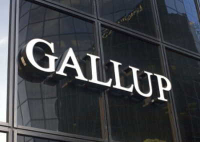 Рейтинг устал. Украинцы все меньше доверяют Зеленскому