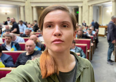 Половина опрошенных желают смерти депутатам, а 80% желают отправить их на фронт