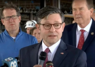 Джонсон пообещал Киеву, что новый пакет помощи примут к Рождеству