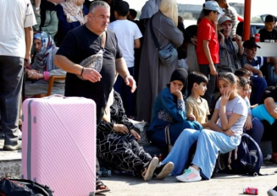 Первые иностранцы покидают Сектор Газа через КПП «Рафах»