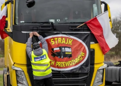 Украина уже потеряла 400 миллионов евро из-за блокировки поляками границы