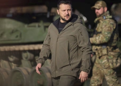 Зеленский подтвердил намерение воевать до последнего украинца