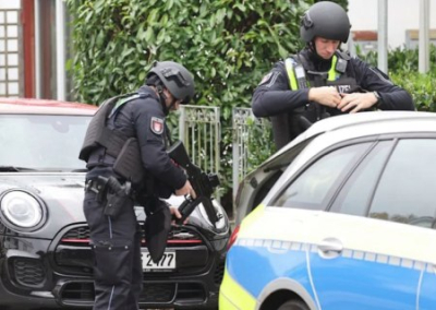 В Гамбурге двое вооружённых учеников захватили школу