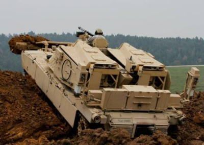 США тайно передали Украине бронемашины Assault Breacher для прорыва