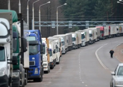 К блокаде украинских границ Украины присоединились венгры