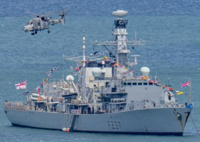 Великобритания списала два военных корабля из-за нехватки моряков