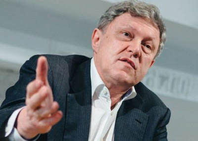 Явлинский призвал Украину прекратить сопротивление: «Россия не станет бессильной»